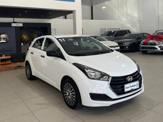 HYUNDAI HB20 1.0 COMFORT 12V FLEX 4P MANUAL HYUNDAI HB20 1.0 COMFORT 12V FLEX 4P MANUAL